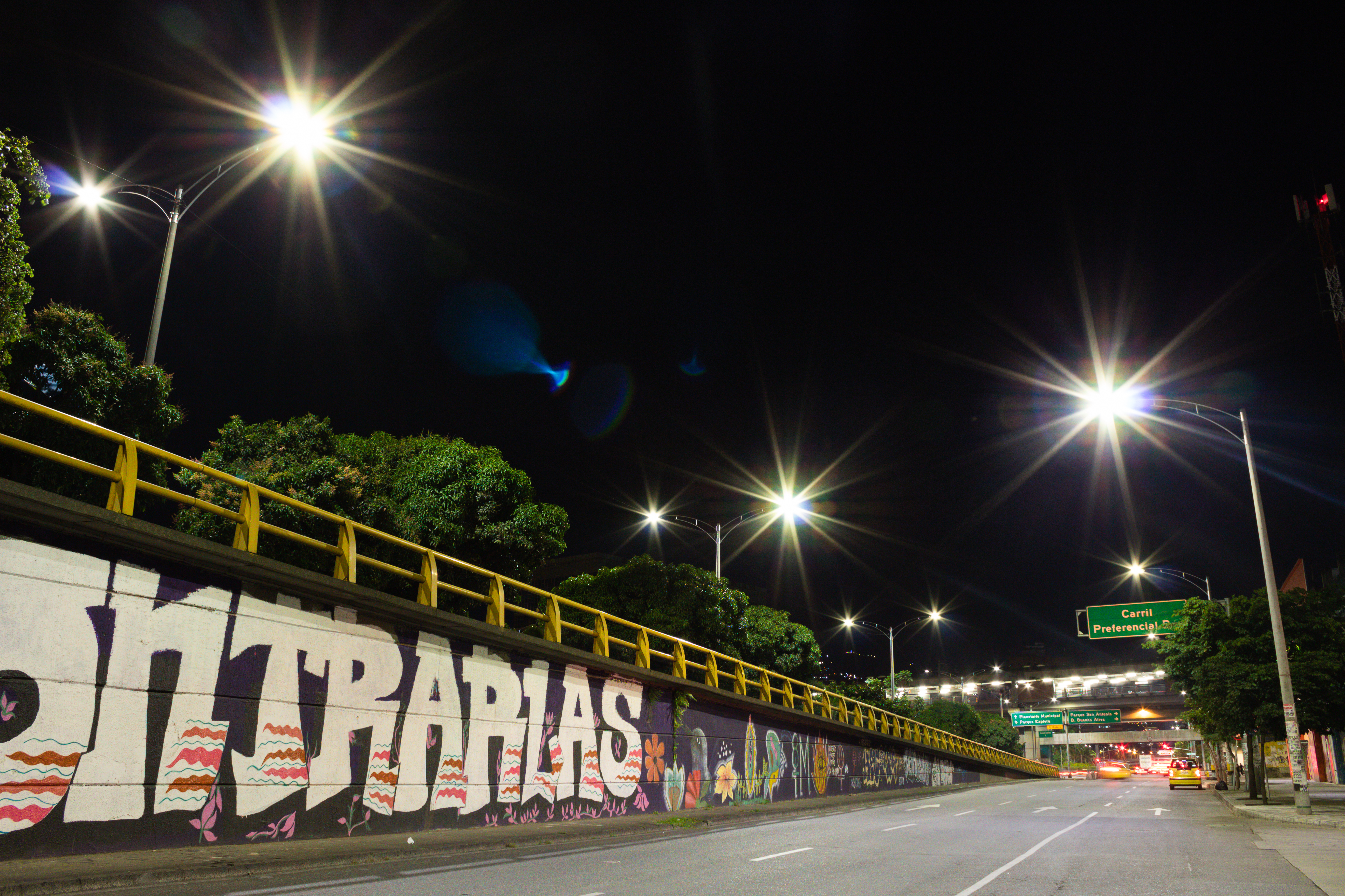 EPM le dio solución definitiva a las lámparas que tenían intermitencias en barrios de Medellín