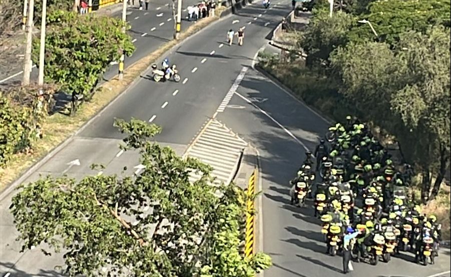 Metro de Medellín afectado por manifestaciones del 8M en el centro -  Medellín - Colombia 