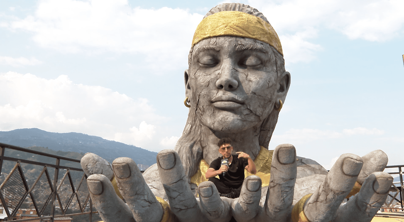 Así de increíbles son las nuevas esculturas de la comuna 13 de Medellín