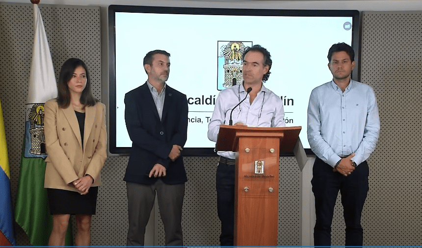 Alcaldía de Medellín y Airbnb firman acuerdo para controlar el turismo en la ciudad