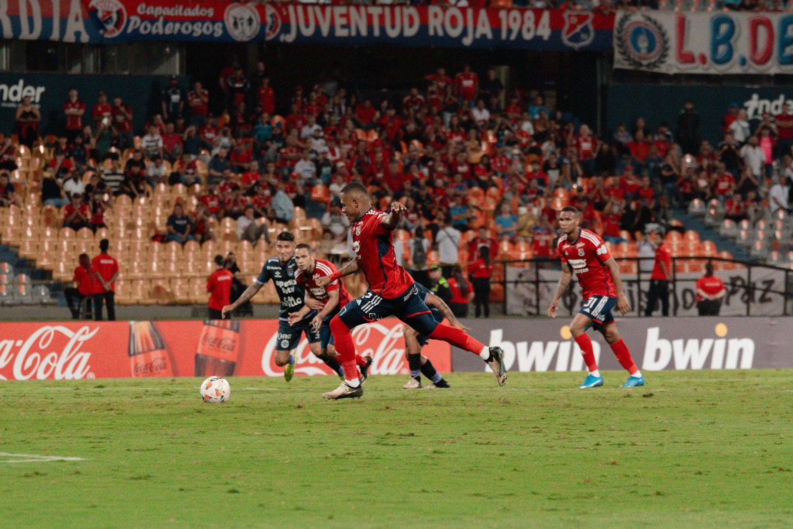Independiente Medellín goleó 4-2 a César Vallejo y consiguió su primera victoria en la Copa Suramericana