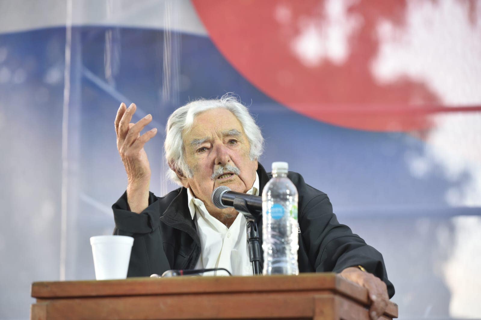Pepe Mujica, expresidente de Uruguay, anunció que tiene tumor en el esófago 