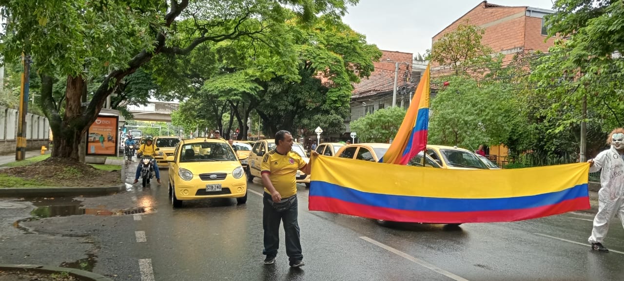 Así avanza el paro de taxistas en Medellín y otros puntos del Valle de Aburrá