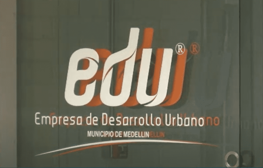 Presunto caso de corrupción por cambio de manual de contratación en la EDU en administración pasada