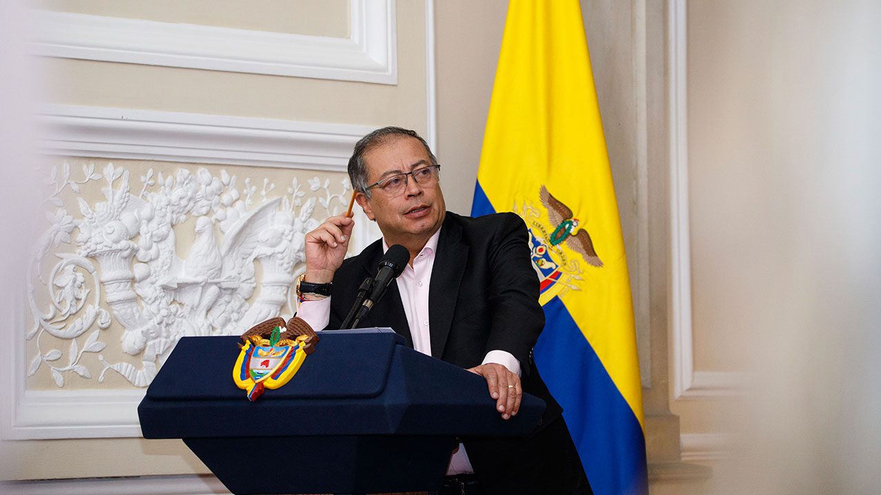 Polémica declaración de Gustavo Petro: “Si van a tumbarnos del gobierno, vamos por el poder”