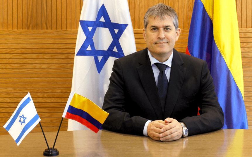 Embajador de Israel deberá abandonar Colombia este mes