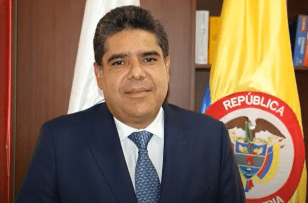 Reeligen a Carlos Hernán Rodríguez como contralor general
