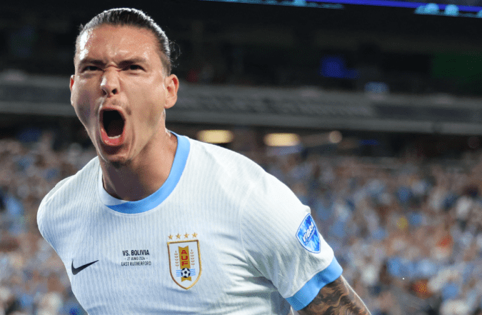 Uruguay goleó a Bolivia pero matemáticamente no está clasificada