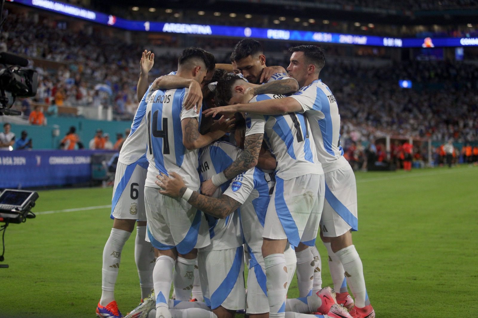 Argentina venció 2-0 a Perú y lo eliminó de la Copa América