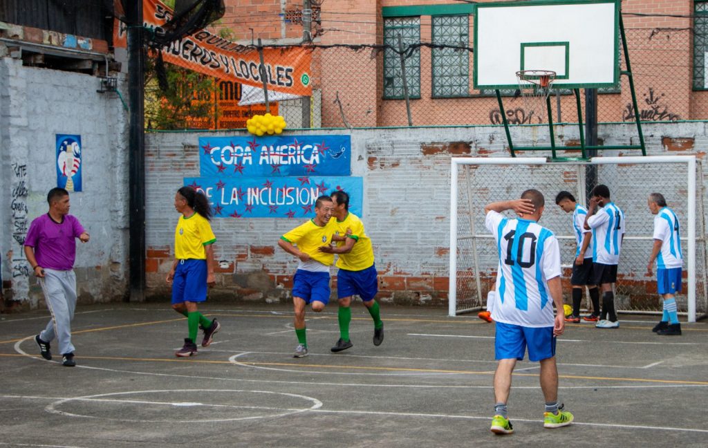 Conozca la Copa América de la inclusión jugada por habitantes de calle en Medellín