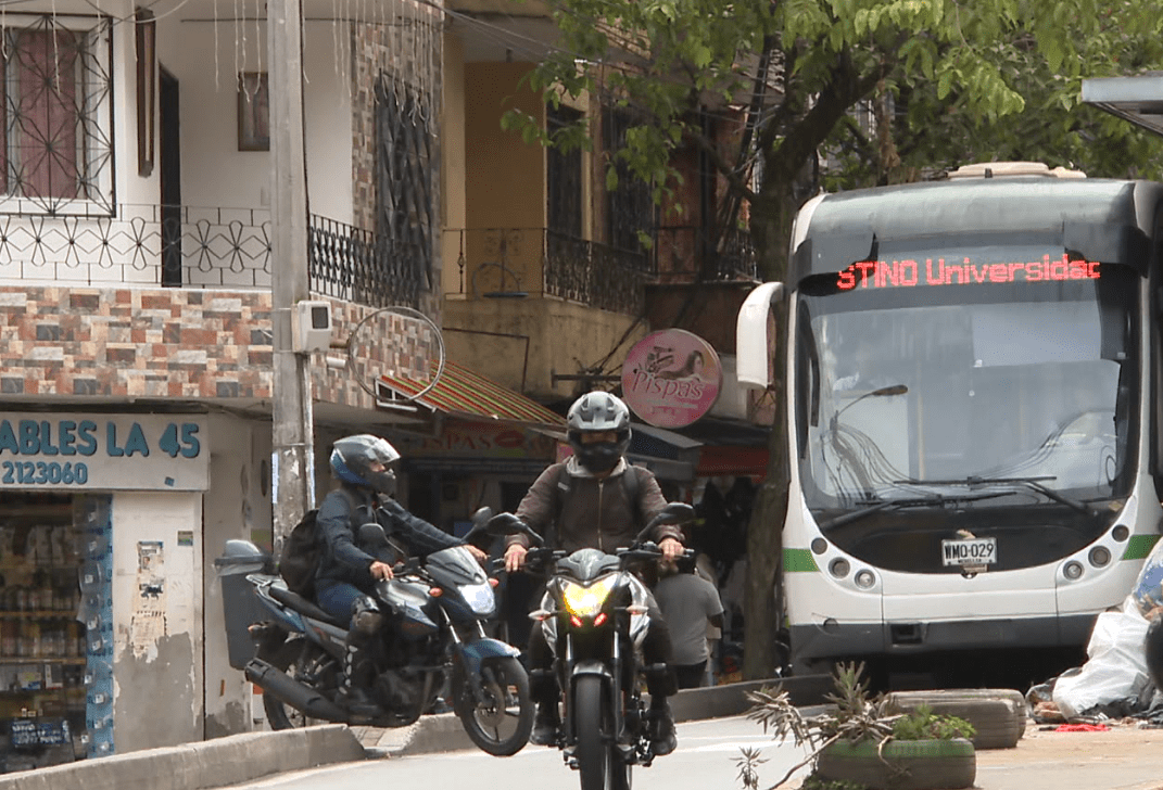 Estas son las imprudencias que afrontan conductores de metroplús en corredor Manrique-Aranjuez