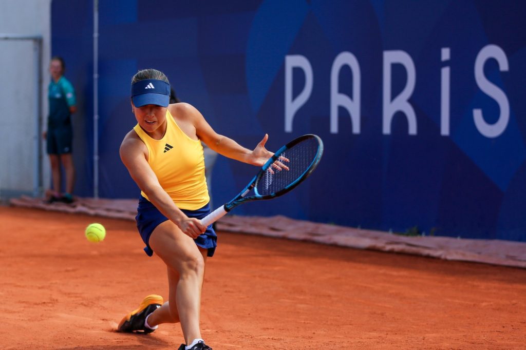 Camila Osorio a lo grande: derrotó a Ostapenko y avanzó en los JJ. OO.