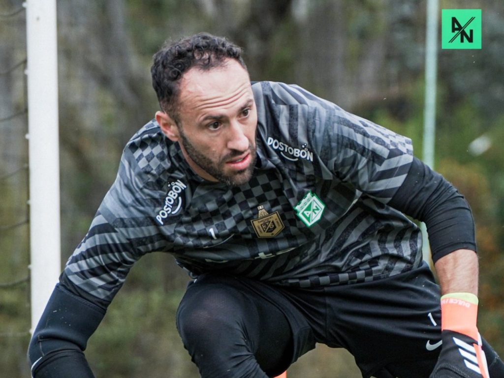 David Ospina fue presentado en Nacional junto con Morelos, Hinestroza y Guzmán