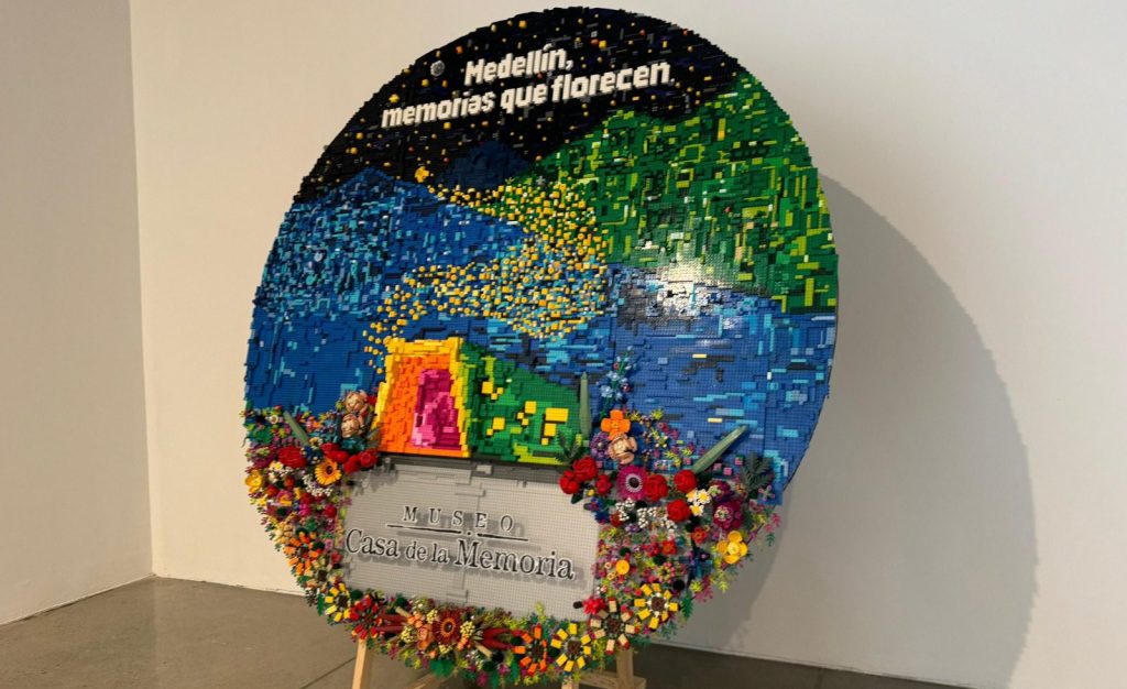 Exhibición de más de 15.000 fichas Lego se elaboró en Medellín