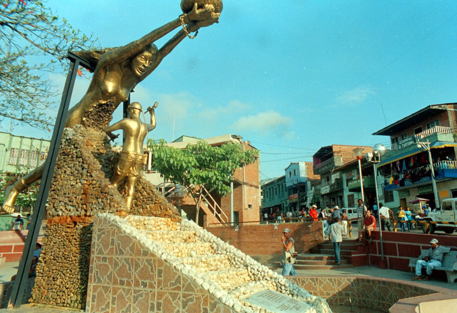 En este municipio de Antioquia decretaron toque de queda para menores y motociclistas