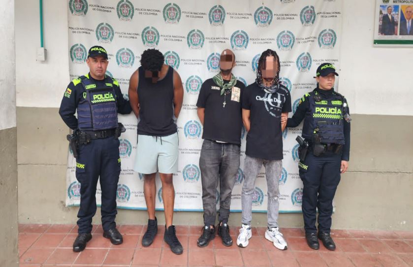 Extranjeros capturados habrían ofrecido 400 mil pesos a menores por encuentro sexual