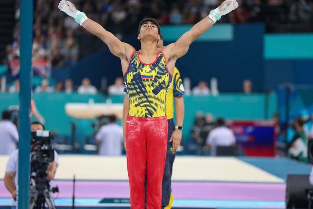 Primera medalla para Colombia en París 2024: Ángel Barajas, plata en gimnasia artística