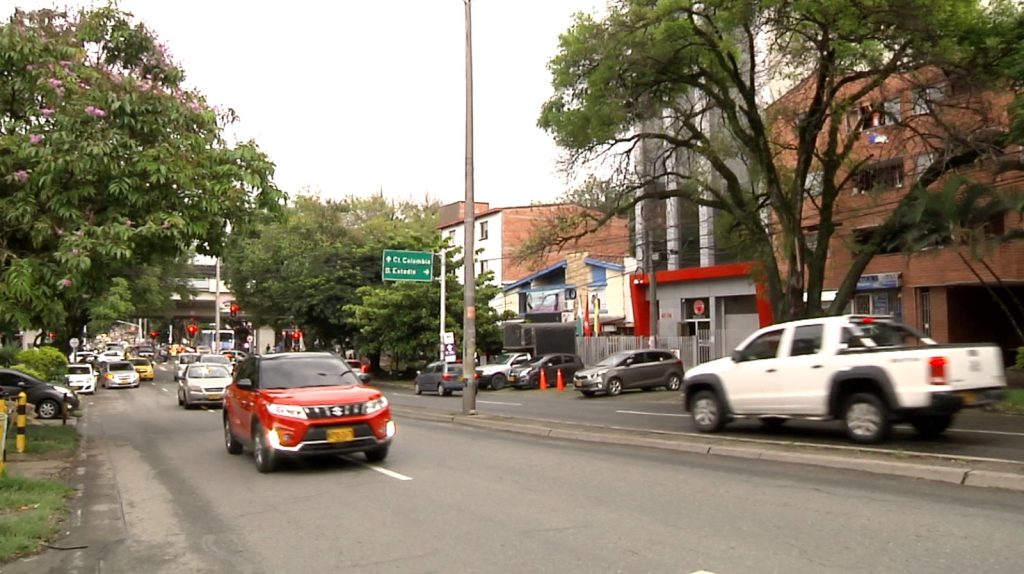 Habrá cierres viales en Medellín por Desfile de Autos Clásicos y Antiguos