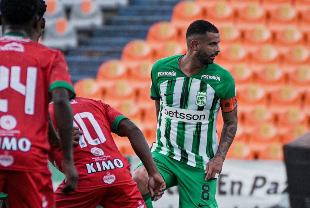 Atlético Nacional le ganó 3-1 a Patriotas y es líder parcial de la liga