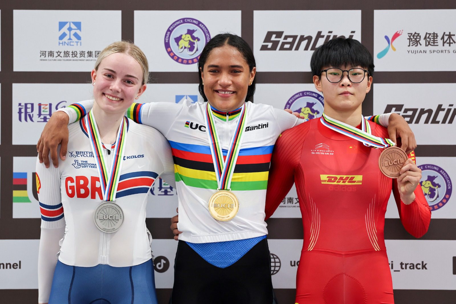 ¡Colombia en la cima! Stefany Cuadrado ganó el Campeonato Mundial Juvenil de Pista