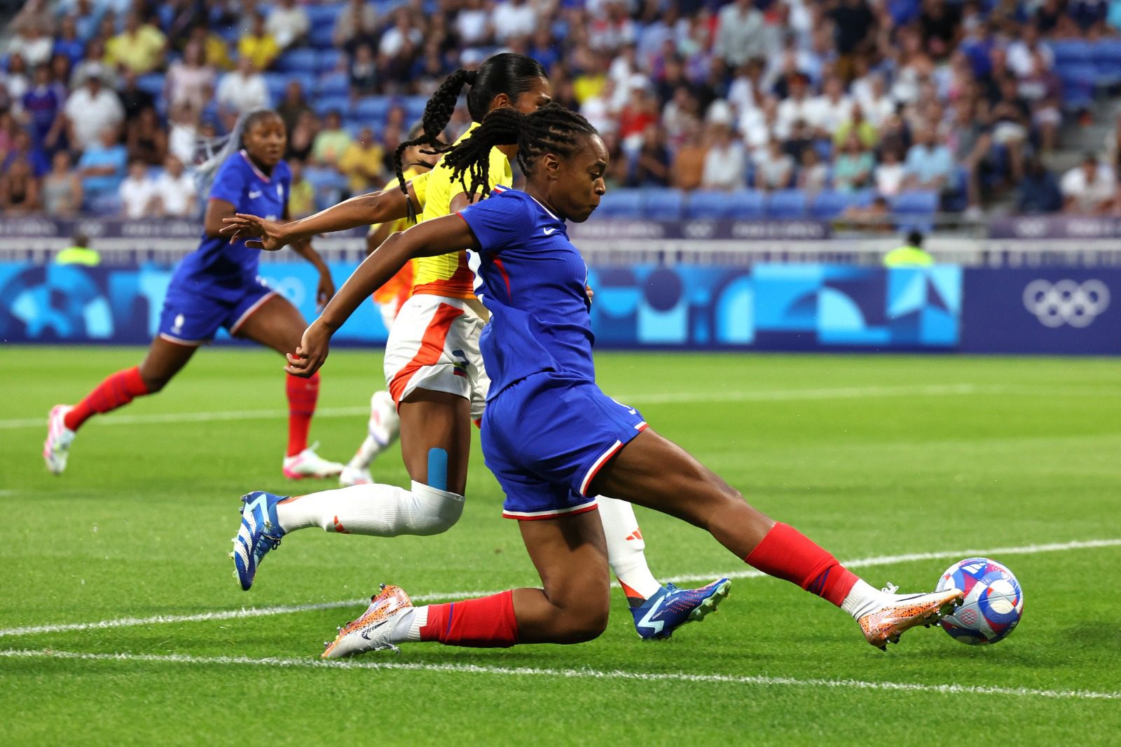 Francia y Brasil ya están en Medellín para jugar el Mundial Femenino Sub 20