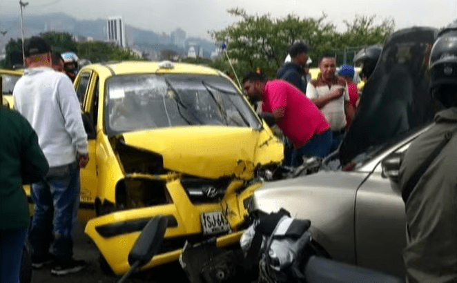 Dos aparatosos accidentes se registraron en el Valle de Aburrá