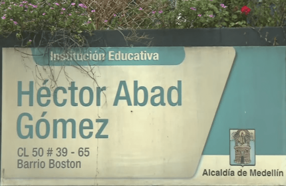 Estudiante resultó herido de gravedad durante riña al interior de un colegio