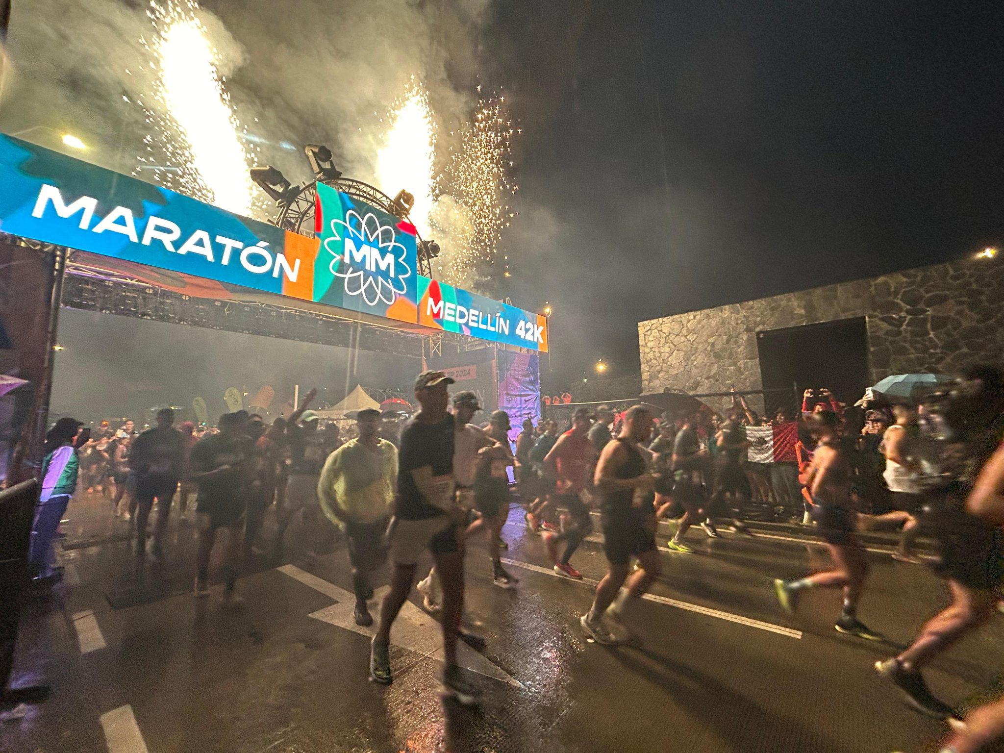 Con final agónico y emocionante culminó la Maratón Medellín