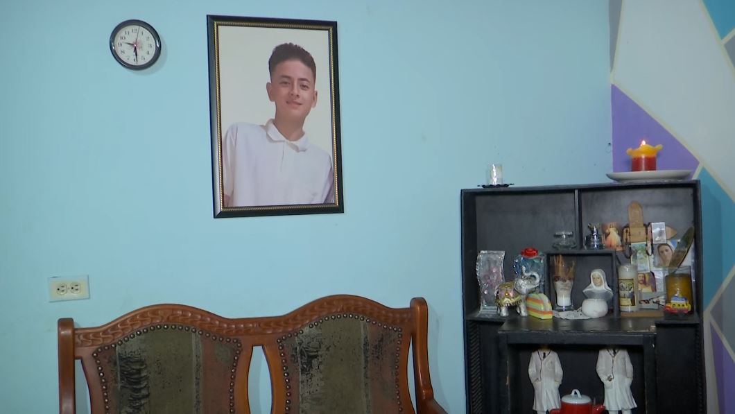 Decisión de dejar en libertad a presunto asesino de un menor de 15 años genera indignación