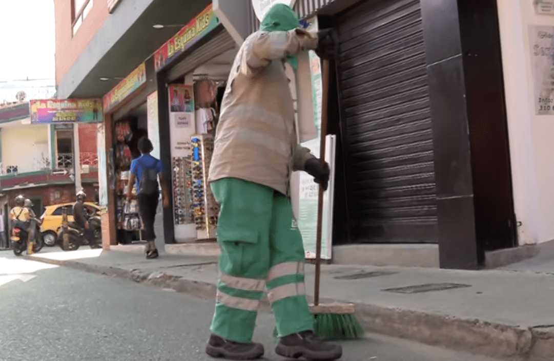 Denuncian grave agresión con arma de fuego contra operario de aseo en Bello