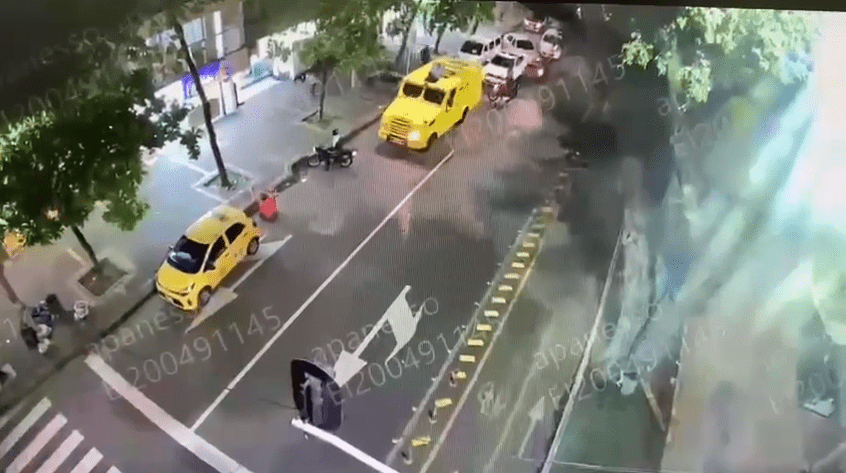 Video captó la fuerte balacera en intento de hurto a carro de valores en Belén