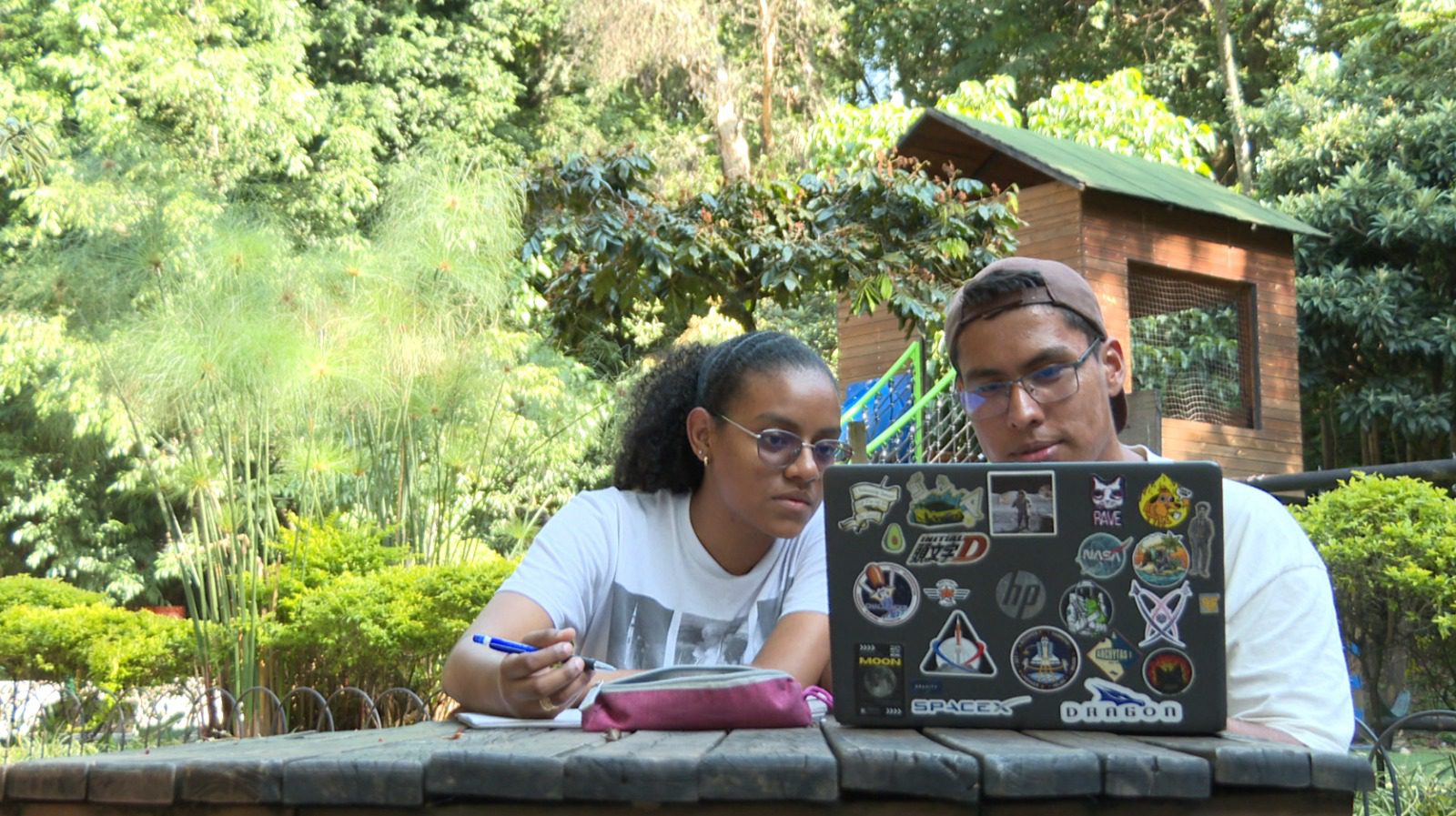 ¡Qué orgullo! Estudiantes antioqueños fueron invitados al Congreso Internacional de Astronáutica