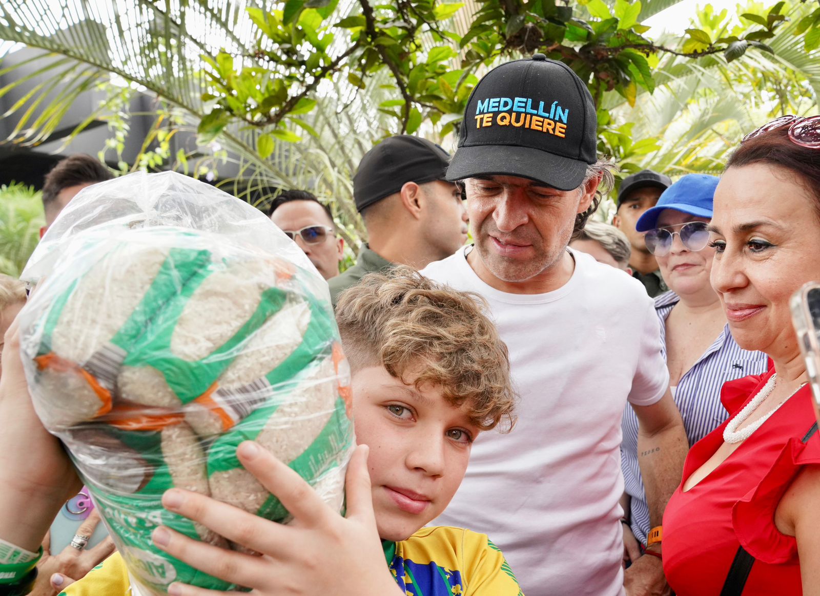 Alcalde Federico Gutiérrez ya está en Parques del Río para la gran donatón de la solidaridad