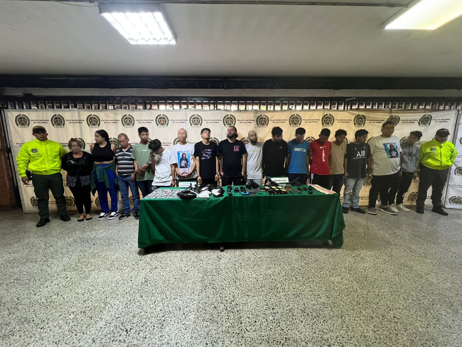 Capturan a 16 presuntos integrantes de La Terraza, entre ellos coordinadores de plazas de vicio