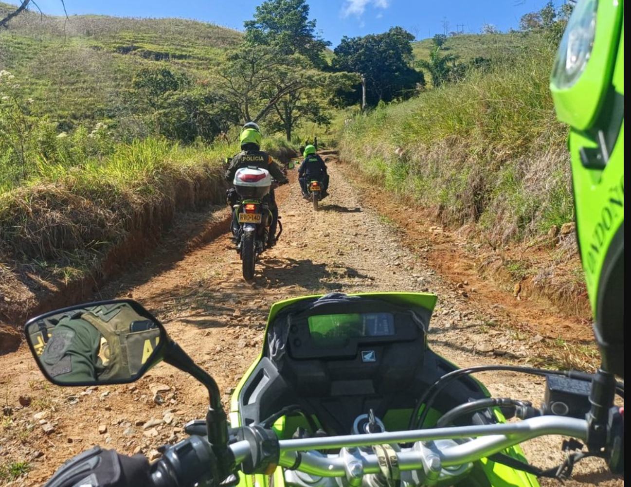 Impactan helicóptero que trasladaba 24 policías en Anorí