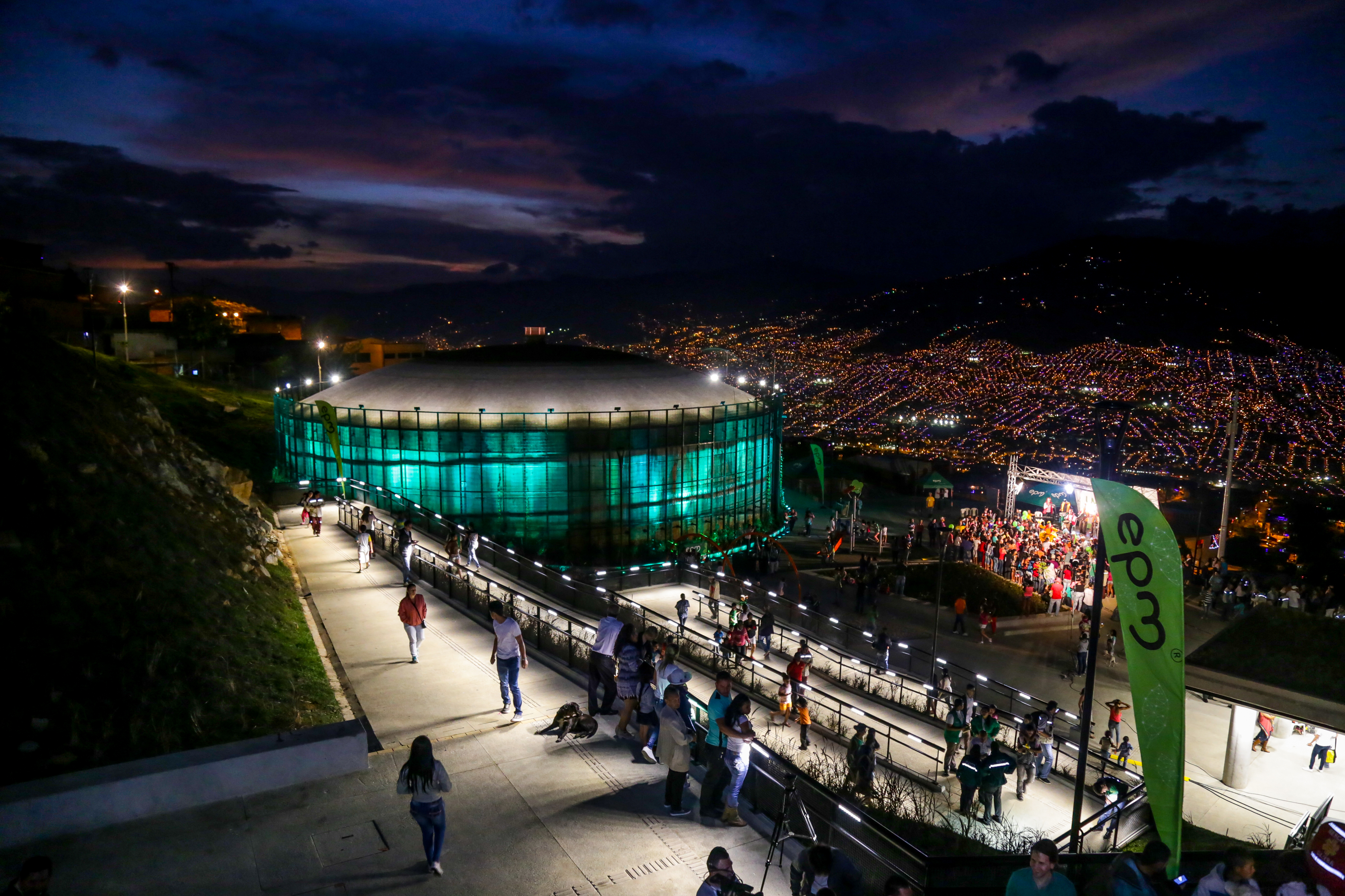 Las UVA de EPM reciben prestigioso premio latinoamericano de arquitectura