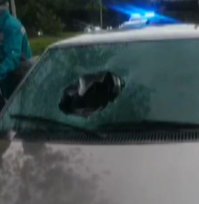 'Rocazo' de habitante de calle deja herido a un conductor en la Regional