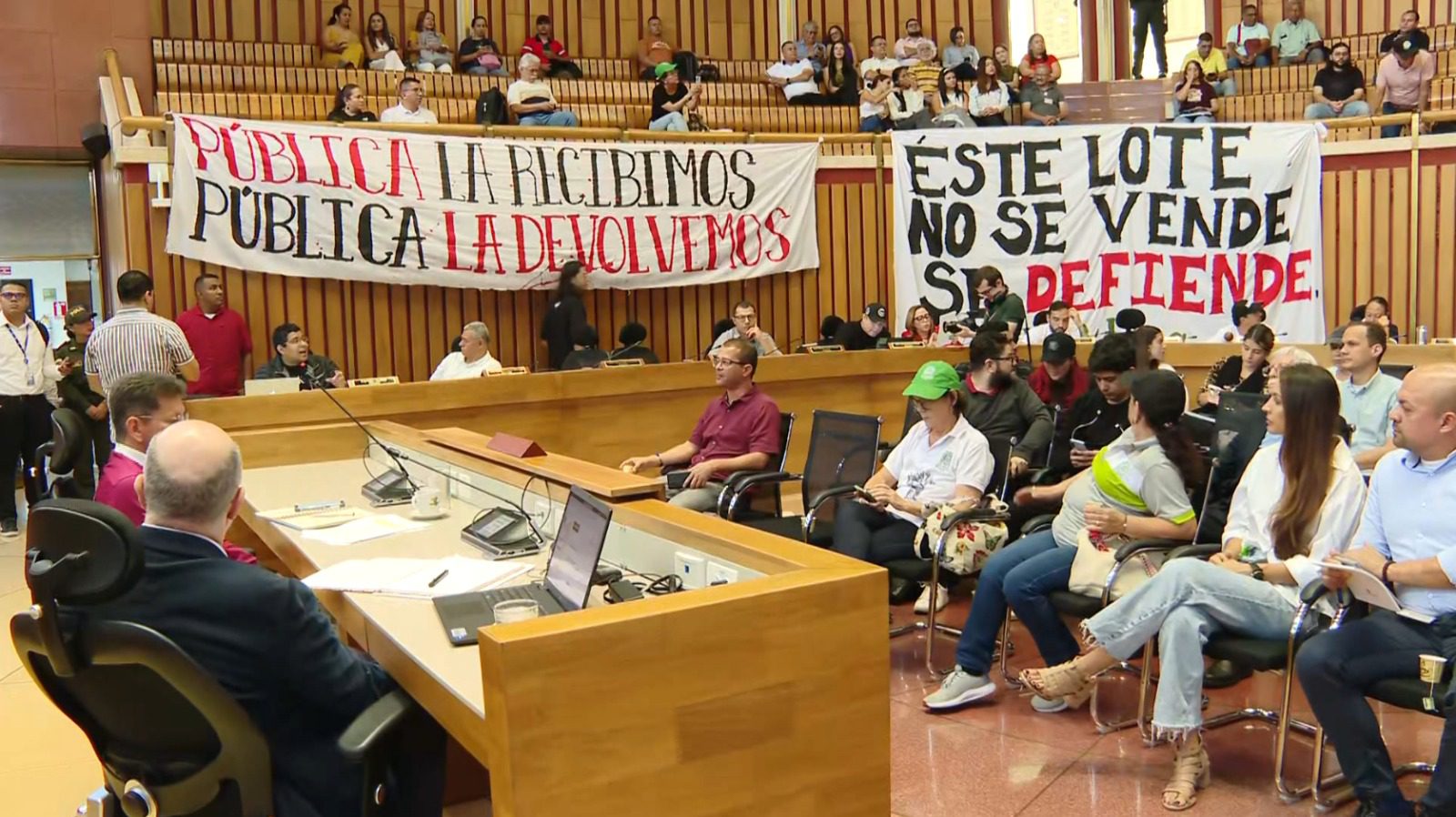 Asamblea Departamental realizó debate de control político por crisis en la U de A