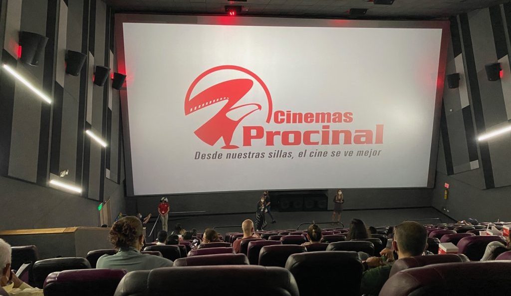 Boletas a 6 mil pesos para ir a cine este fin de semana y así puede comprarlas