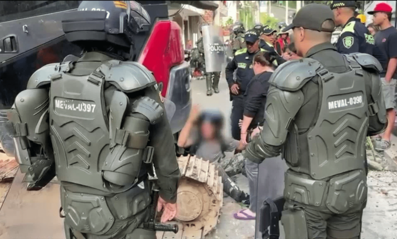 Desmontan parqueadero ilegal en Guayabal en el que hacían hasta fiestas