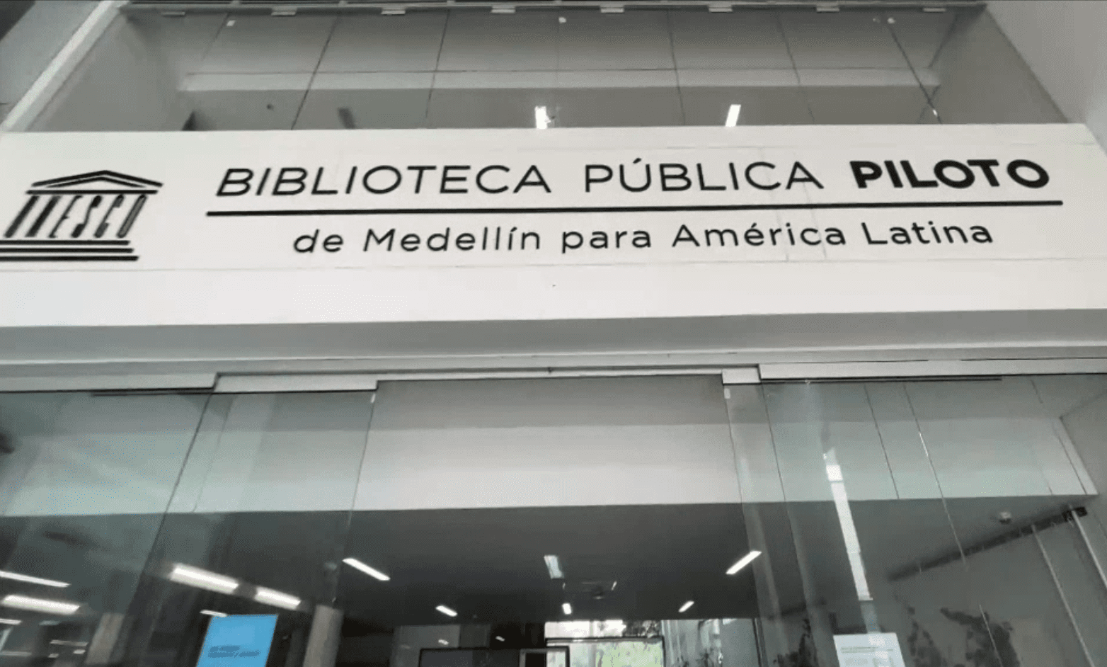 La Biblioteca Pública Piloto cumple 72 años de historia 