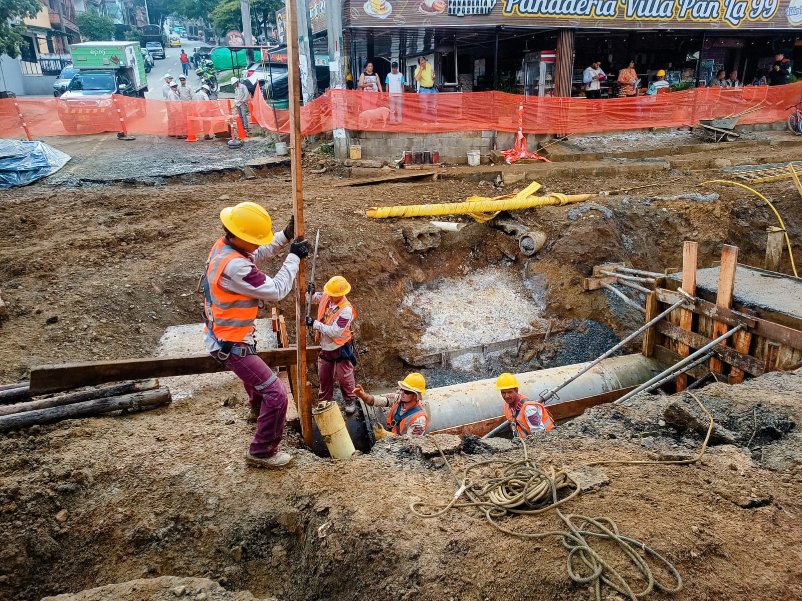 Luego de una semana, habitantes de Santa Cruz ya tienen el servicio de agua