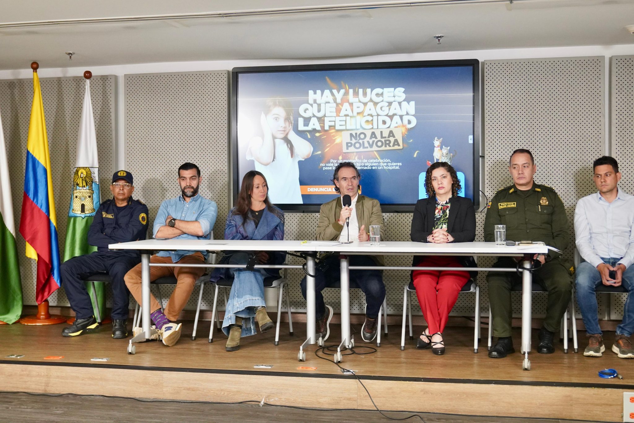 Medellín le dice no a la pólvora y hace llamado a la ciudadanía por el autocuidado