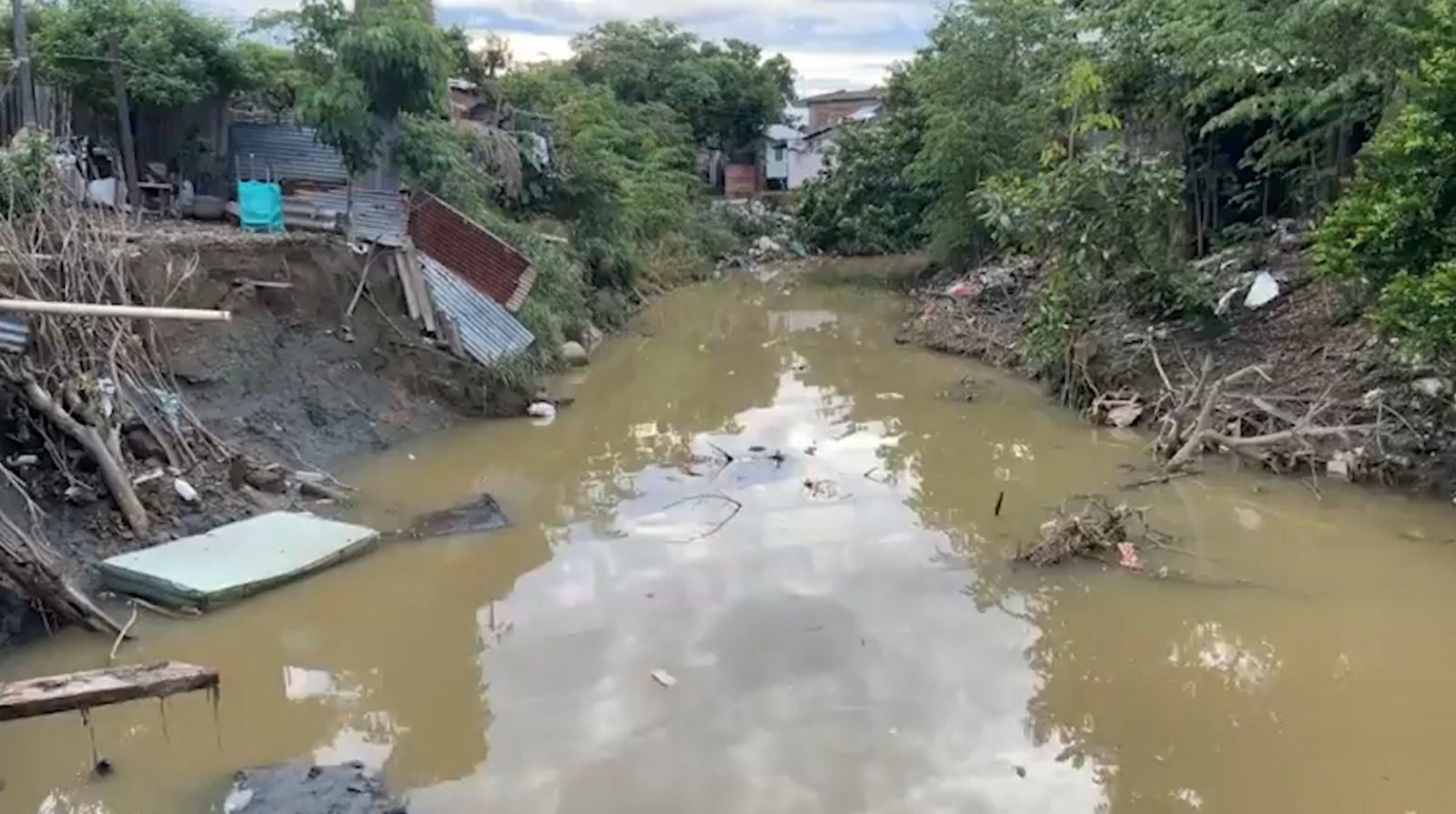 Nuevos aguaceros y vendavales causaron estragos en Antioquia