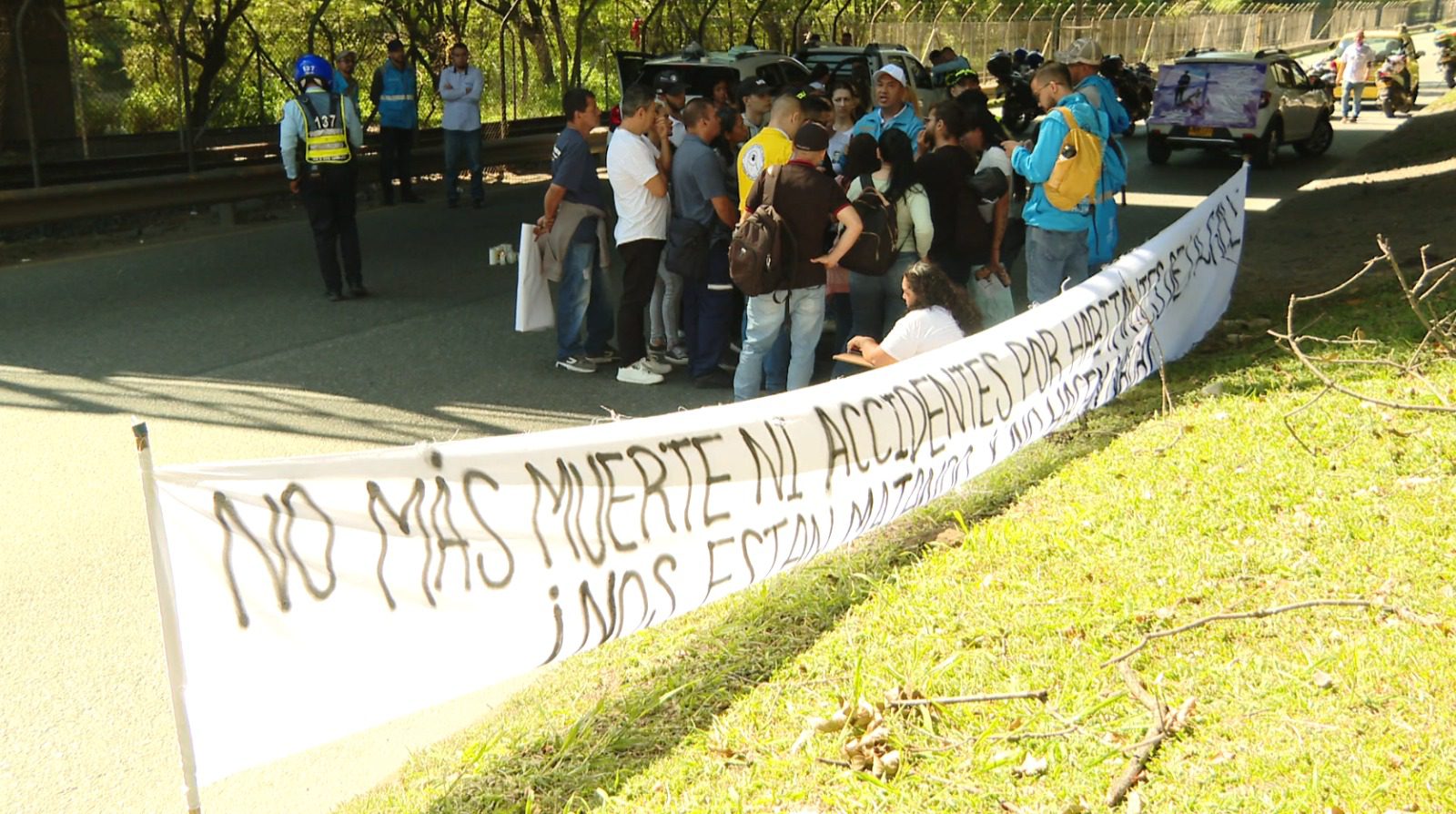 Familiares de víctimas por ataques con piedras en Medellín esperan más capturas