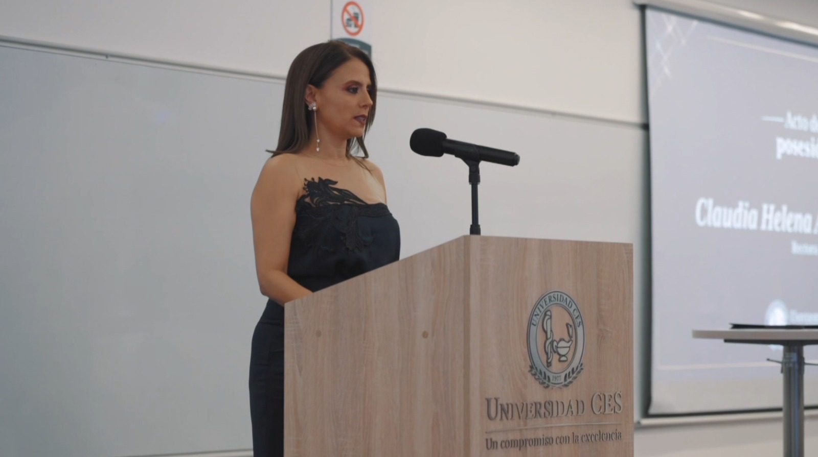 Claudia Helena Arenas es la primera mujer rectora de la Universidad CES