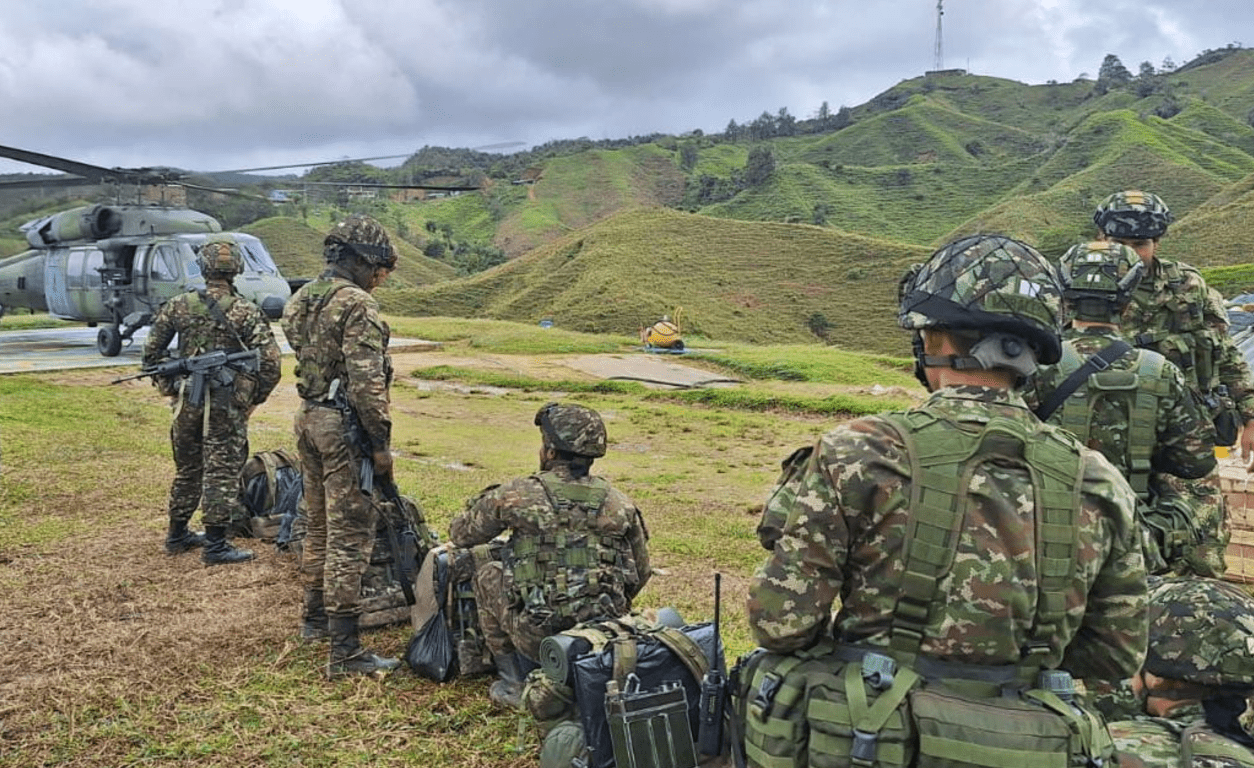 Asesinan a tres militares en Anorí