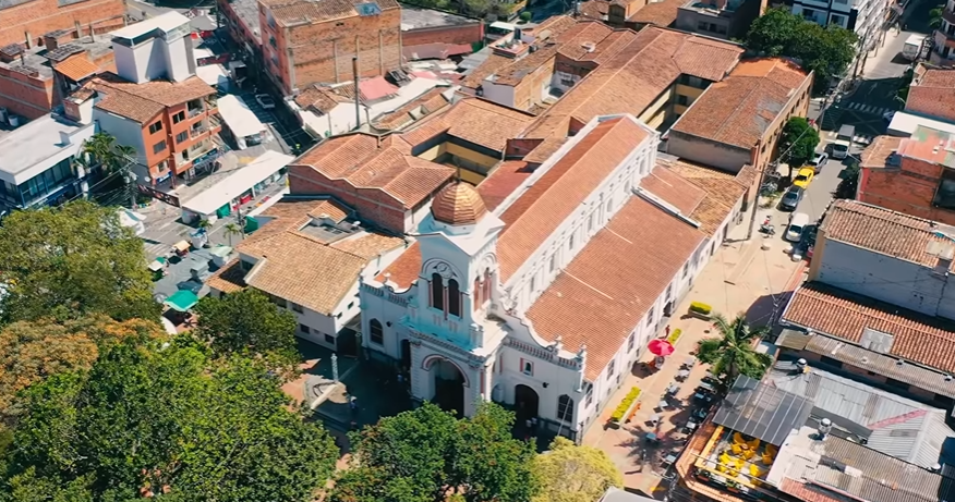 Prográmese con el encendido del alumbrado navideño en Sabaneta