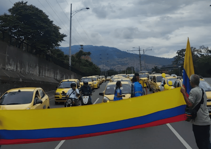 hay manifestación de taxistas en Medellín y otros municipios