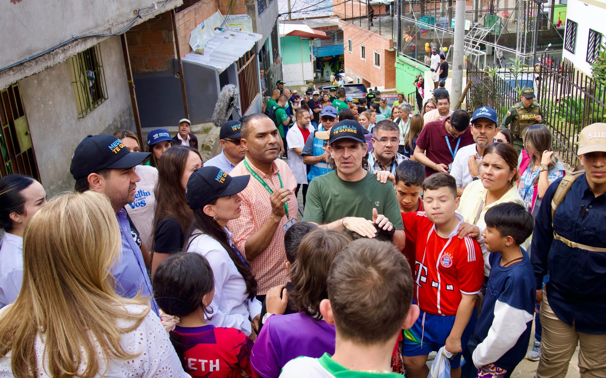 Anuncian proyecto para llevar agua potable a 3.500 personas del barrio Carpinelo